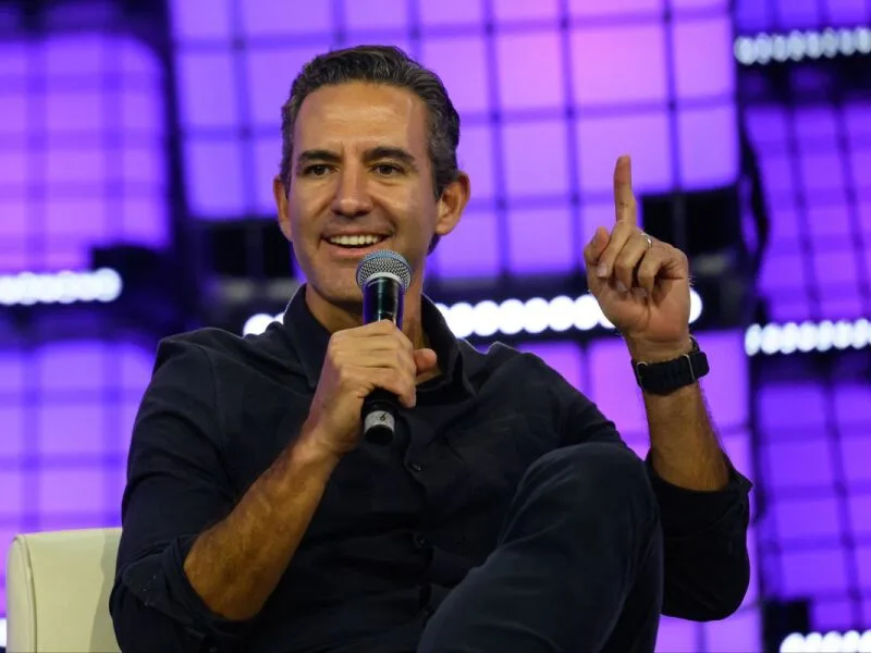 Cinco CEOs ligados ao Brasil entram em ranking global de fintechs de 2026