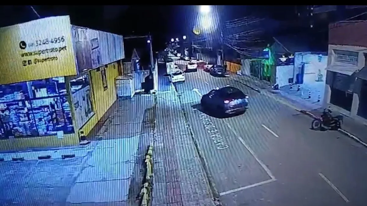 Três menores são abordados após furto de carro e colisão em Florianópolis