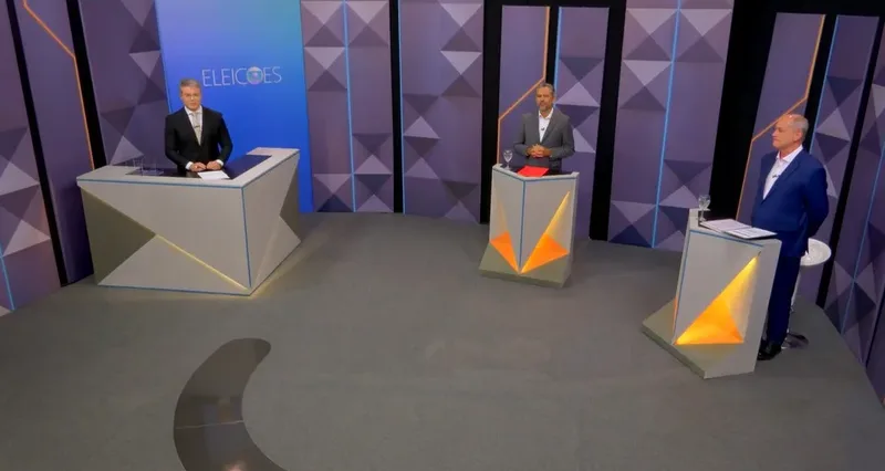 Segurança domina debate entre Elmano de Freitas e Ciro Gomes no Ceará