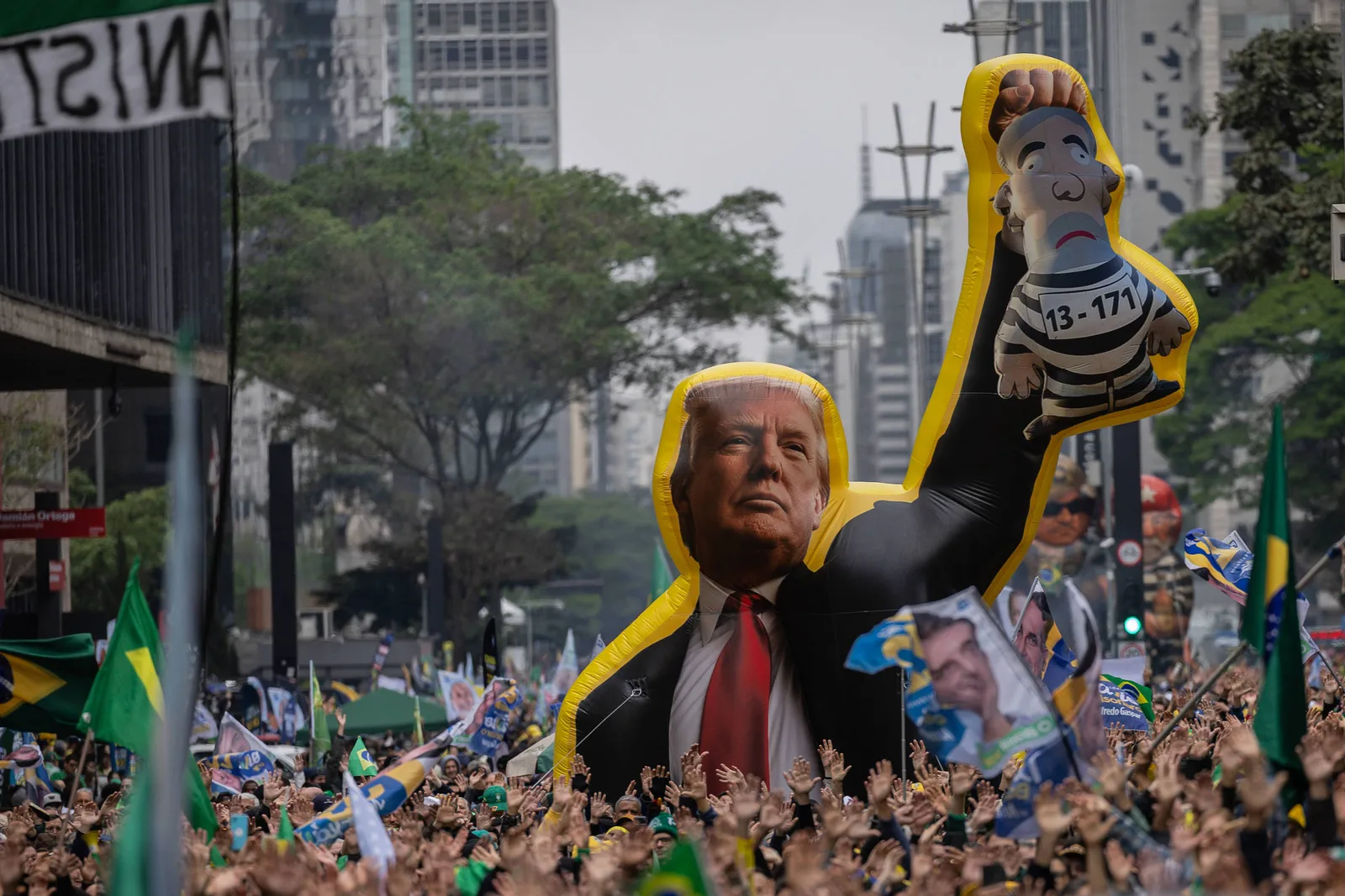 Interferência dos EUA nas eleições brasileiras entra no centro da disputa política