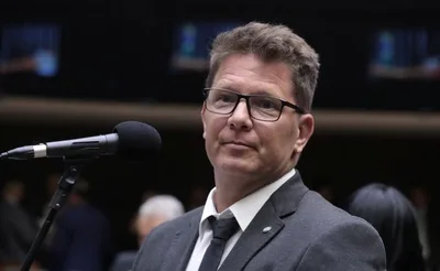 Mário Frias contesta operação da PF e questiona investigação sobre emendas