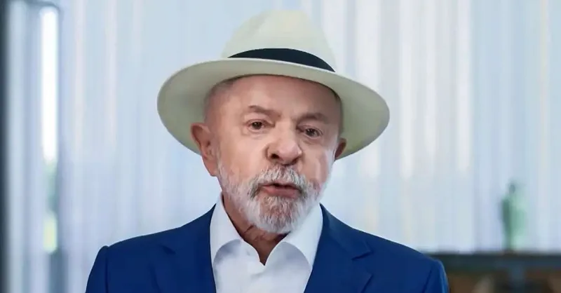 Lula promete combate ao feminicídio e defende prisão por agressão contra mulheres