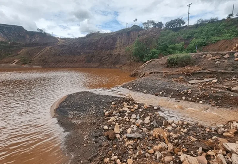 Autoras questionam promessas e custos da mineração em Minas Gerais