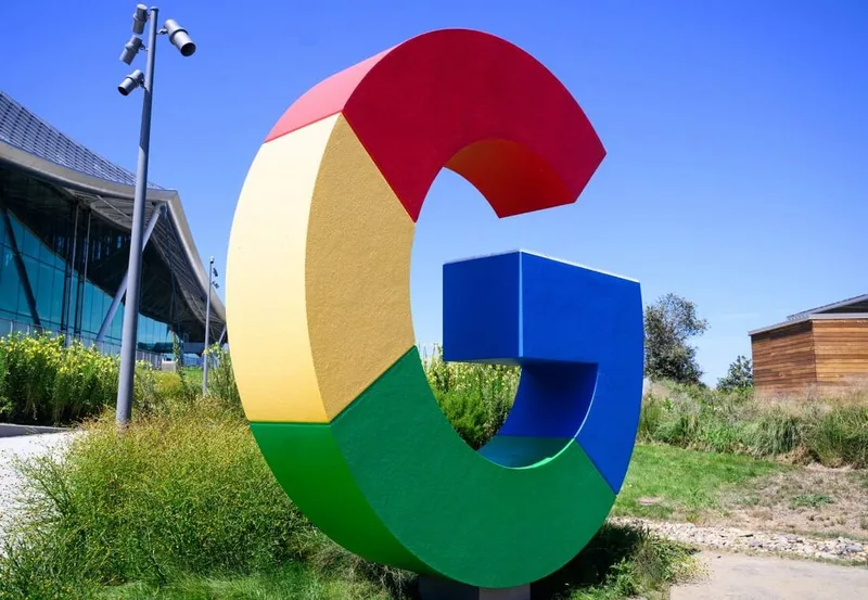 Google é multado em 403 milhões de euros por uso de dados de localização
