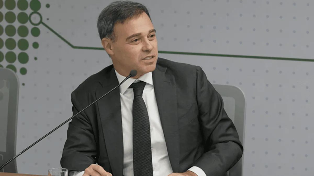 Mendonça afirma que cópia de dados de Vorcaro segue lacrada no STF