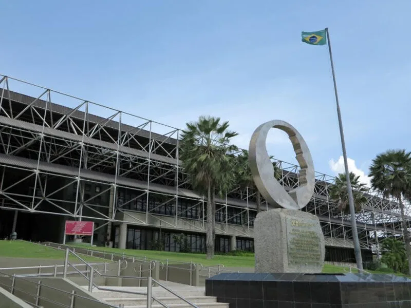 Ceará lidera avanço do crédito no Nordeste, com alta de 15,8% em 12 meses