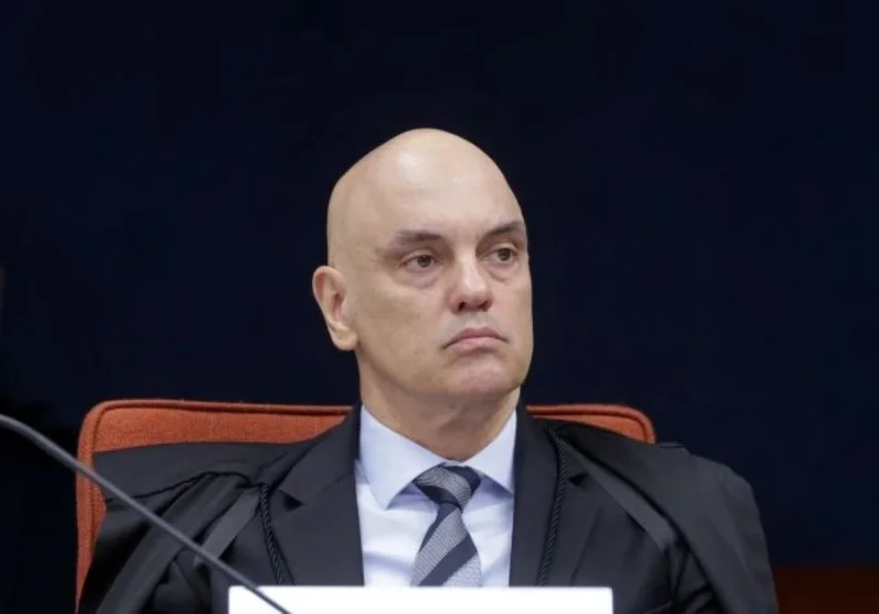 Tarso Genro cobra explicações de Moraes e defende investigação de Mendonça