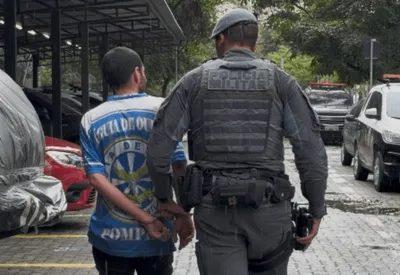Criança liga para a PM após mãe ser ferida pelo ex-companheiro em São Paulo