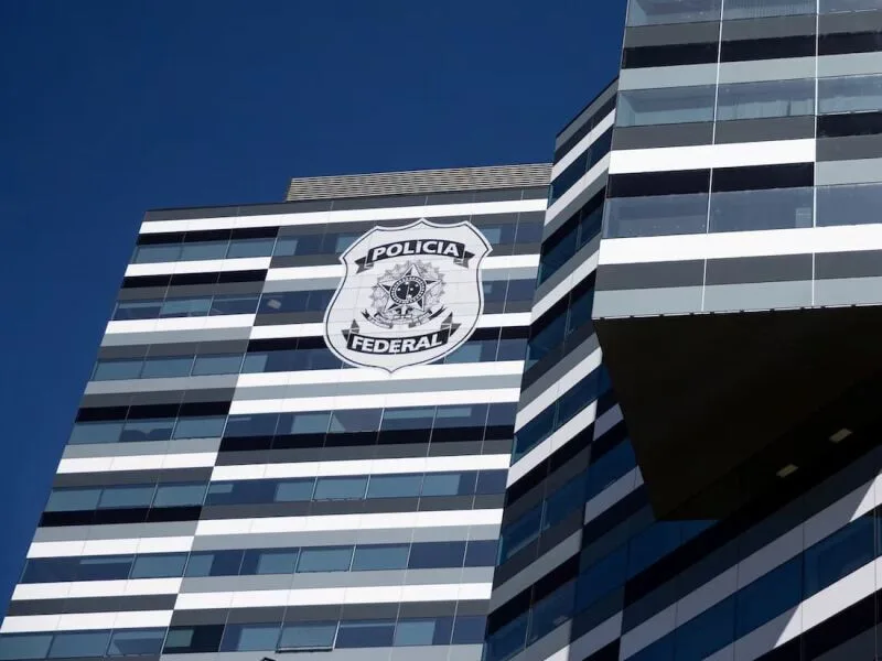 PF ouvirá Galípolo, Campos Neto e Esteves em investigação sobre o Banco Master
