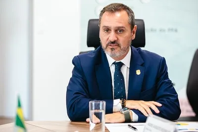André Mendonça determina afastamento temporário do diretor-geral da PF