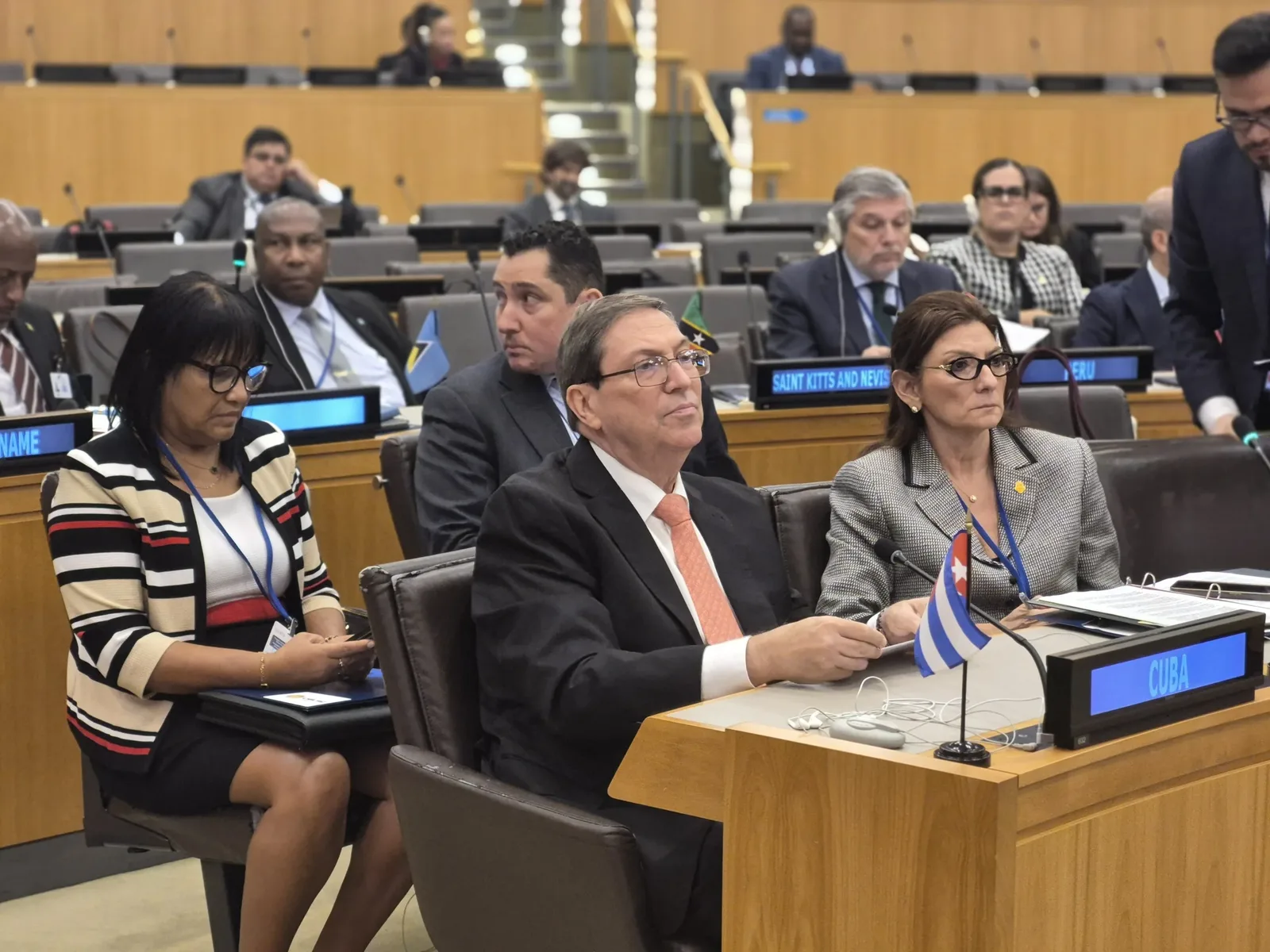 Chanceler cubano rejeita pressão de Trump e defende soberania da ilha