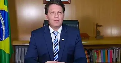 Investigação sobre emendas leva PF a arsenal registrado em nome de Mario Frias