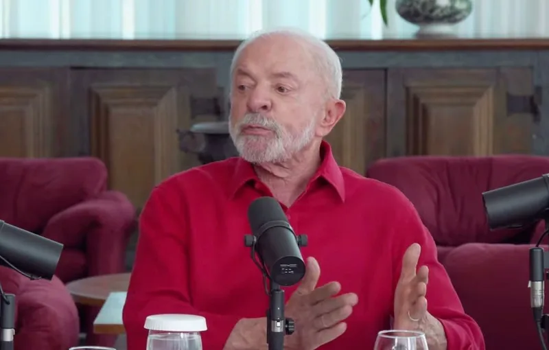 Lula elogia atuação de Moraes, mas se distancia de indicação ao STF
