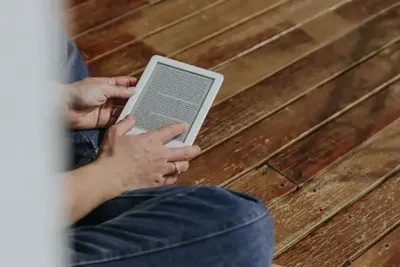 Kindle Unlimited permite ler e-books em vários dispositivos por R$ 24,90