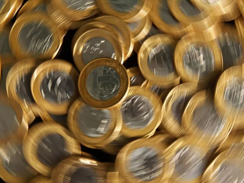 RLA sobe para 5,75% e mantém referência para limite de despesas da União