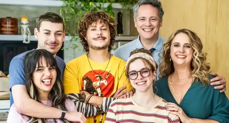 Tony encara um bebê, Eunice Paiva e novas formas de família no terceiro filme