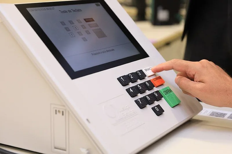 Votos branco e nulo não favorecem candidatos nem anulam eleições