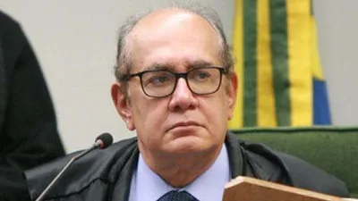 Gilmar Mendes defende atuação apartidária do TSE e alerta para politização