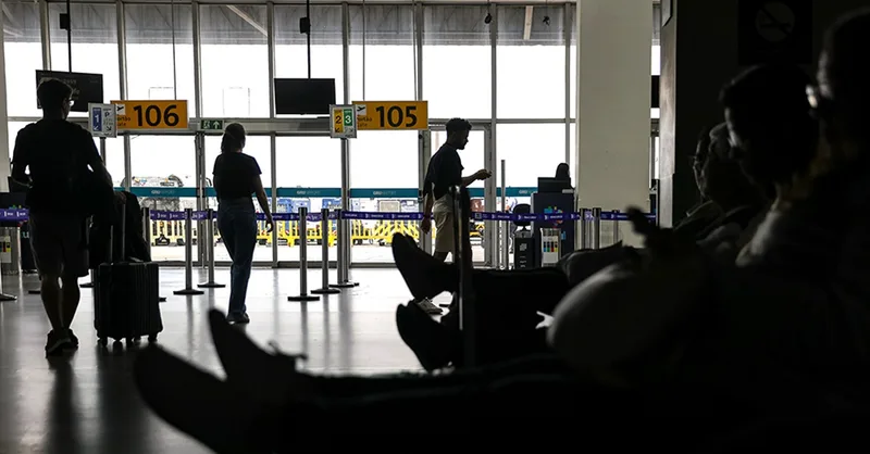 STJ preserva autorização para deportar migrantes retidos em Guarulhos