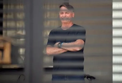Defesa de Bolsonaro solicita retomada de apoio de dois militares na residência