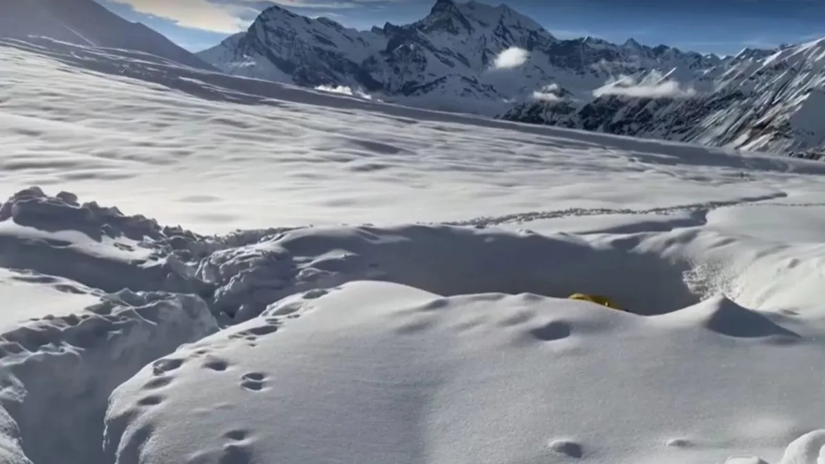 Avalanche deixa dois mortos e 14 desaparecidos no Nepal