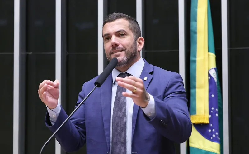 Carlos Jordy prioriza investigações contra ministros do STF no Senado