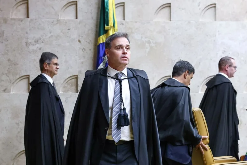 Mendonça afirma que documentos disponíveis do caso Master foram divulgados