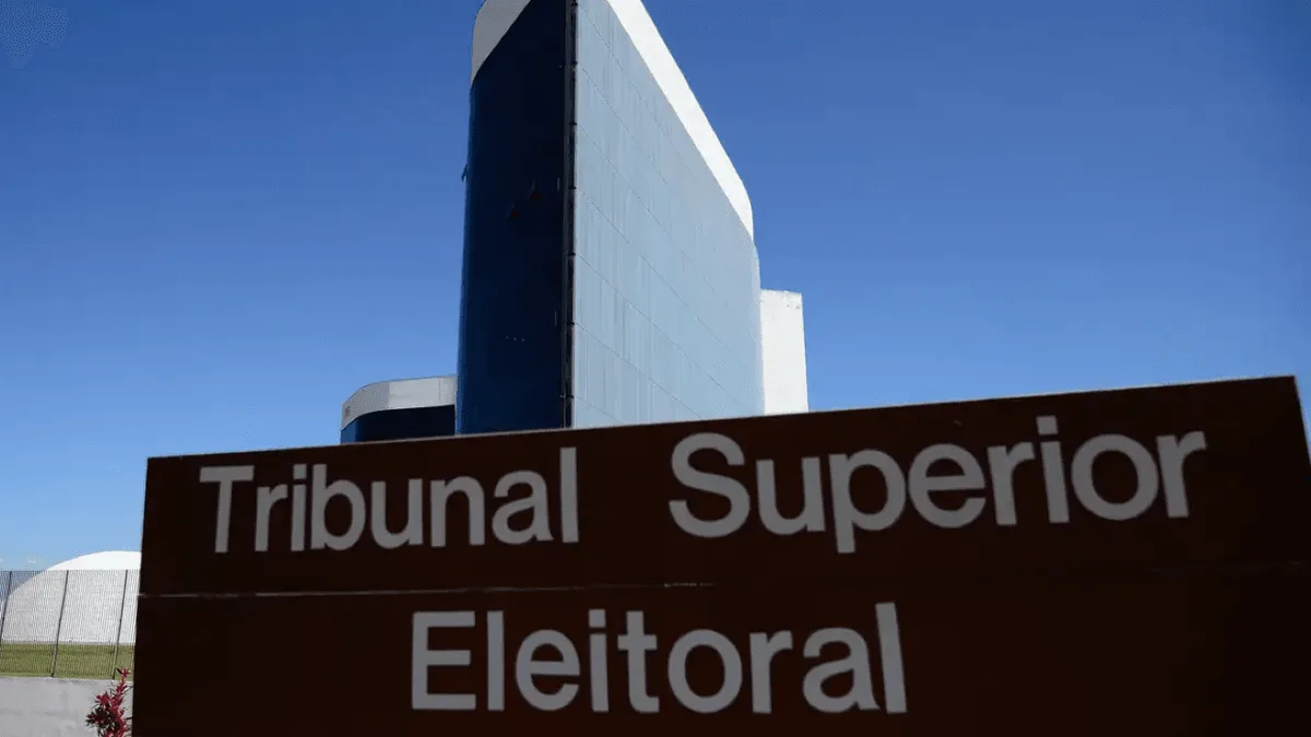 TSE recebe delegações estrangeiras antes do primeiro turno das eleições