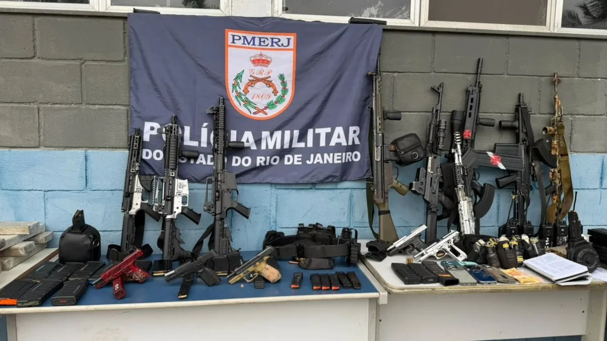 Operação do Bope na Maré tem oito feridos e uma morte
