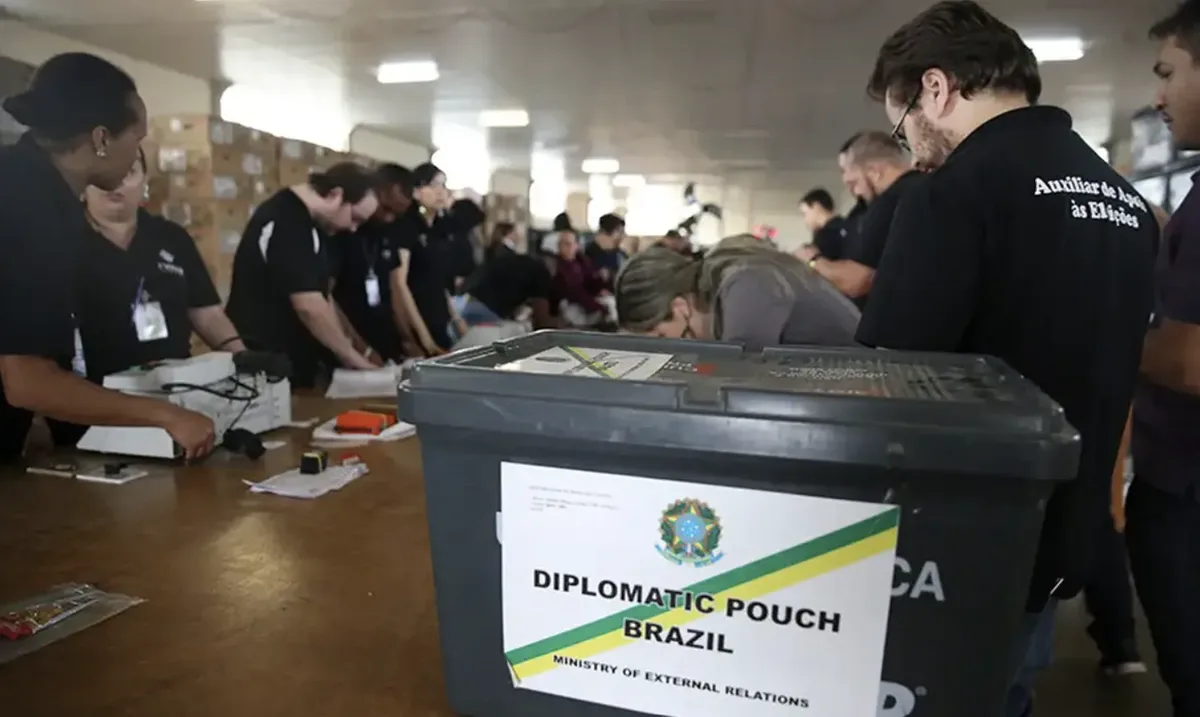 Exterior terá 918.876 eleitores brasileiros aptos a votar em 2026