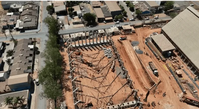 Desabamento de galpão em construção deixa quatro mortos na Bahia