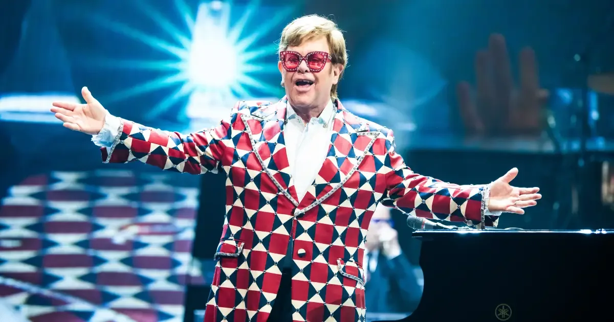 Elton John retoma grandes palcos em show no Rock in Rio