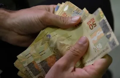 Poupança tem retirada líquida de R$ 10,57 bilhões em agosto
