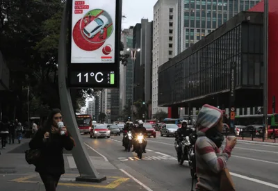 Frio persiste no Centro-Sul, com geada e chuva forte em várias áreas