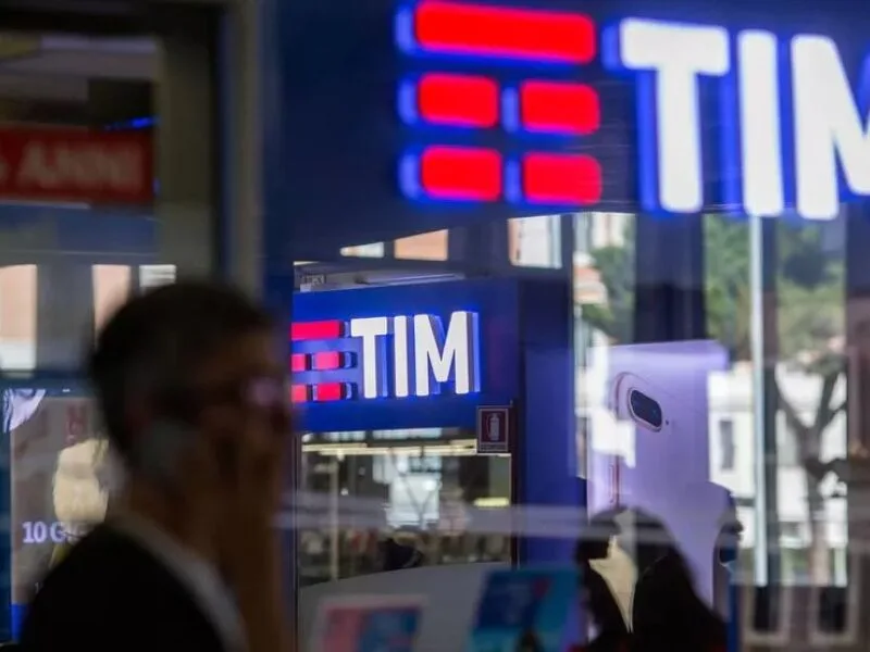 Poste Italiane assume controle indireto da TIM Brasil após compra da Telecom Italia