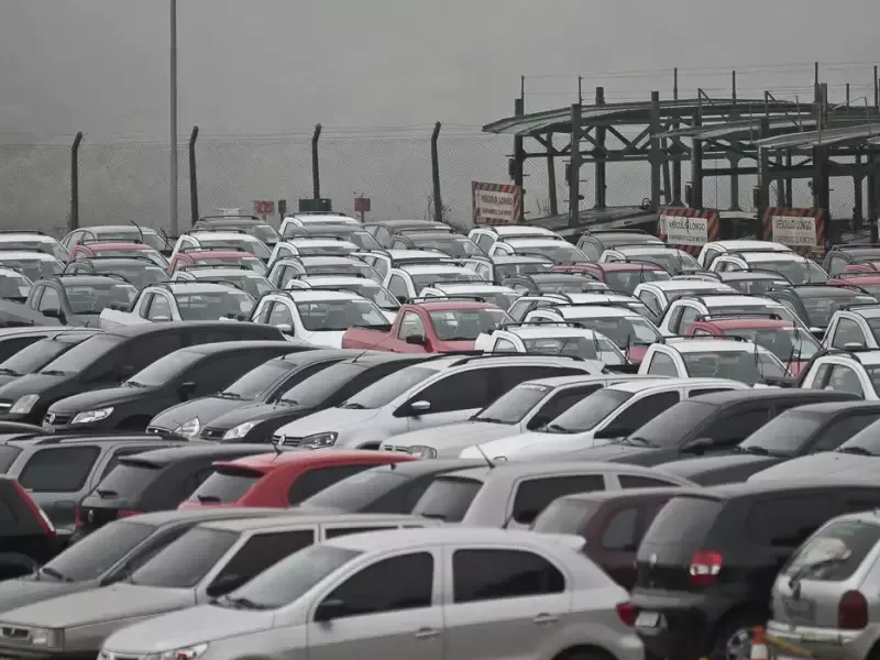 Produção de veículos chega a 271,2 mil unidades em agosto