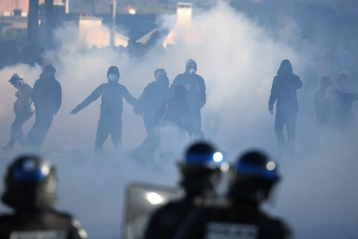 Protestos de estudantes afetam 564 escolas na França
