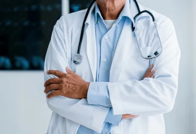 Promotoria acusa dois falsos médicos por mortes em hospital na capital paulista
