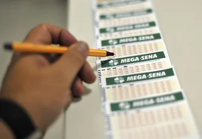 Mega-Sena pode pagar R$ 75 milhões em sorteio nesta quinta-feira