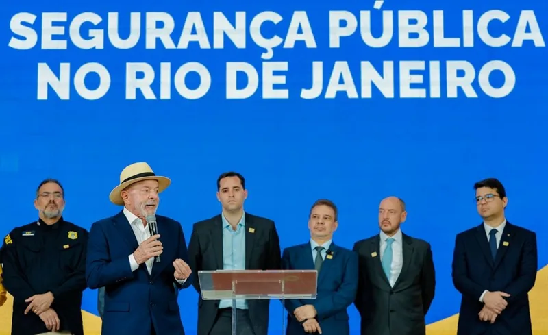 Lula rejeita classificação de PCC e CV como organizações terroristas