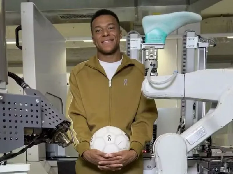 On contrata Mbappé e entra na disputa por espaço no futebol