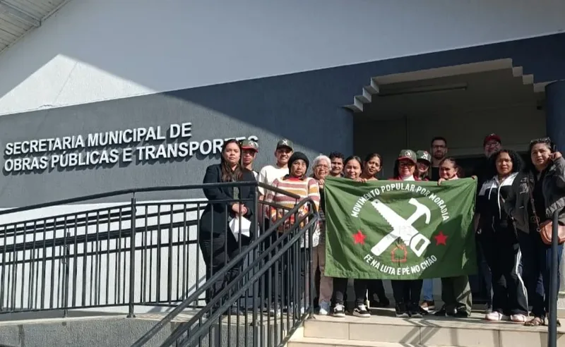 Prefeitura de Araucária envia máquinas após enchentes atingirem 35 famílias