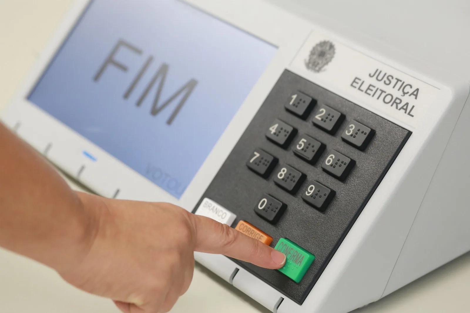 Voto branco e nulo têm o mesmo efeito na apuração eleitoral