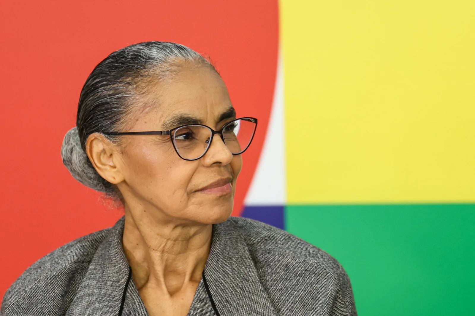 Marina Silva propõe fim da escala 6×1 e cobra investigação no caso Banco Master