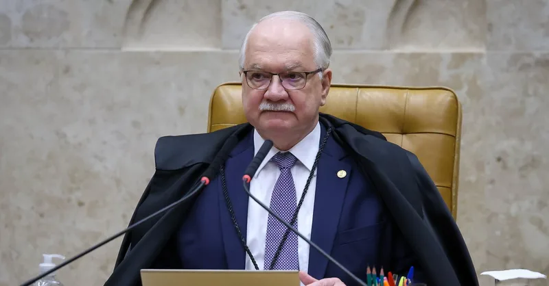 STF pede esclarecimentos à PF sobre material extraído de celular de Vorcaro
