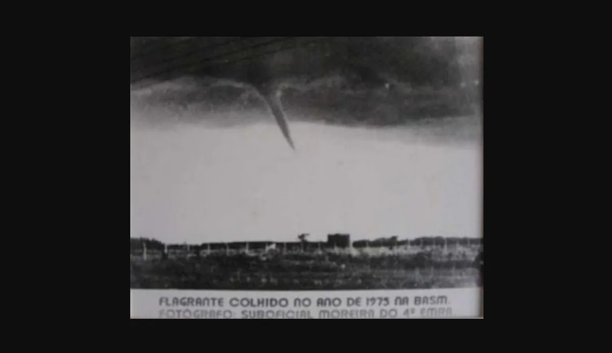 Fotografia de 1975 documentou pela primeira vez um tornado no Brasil