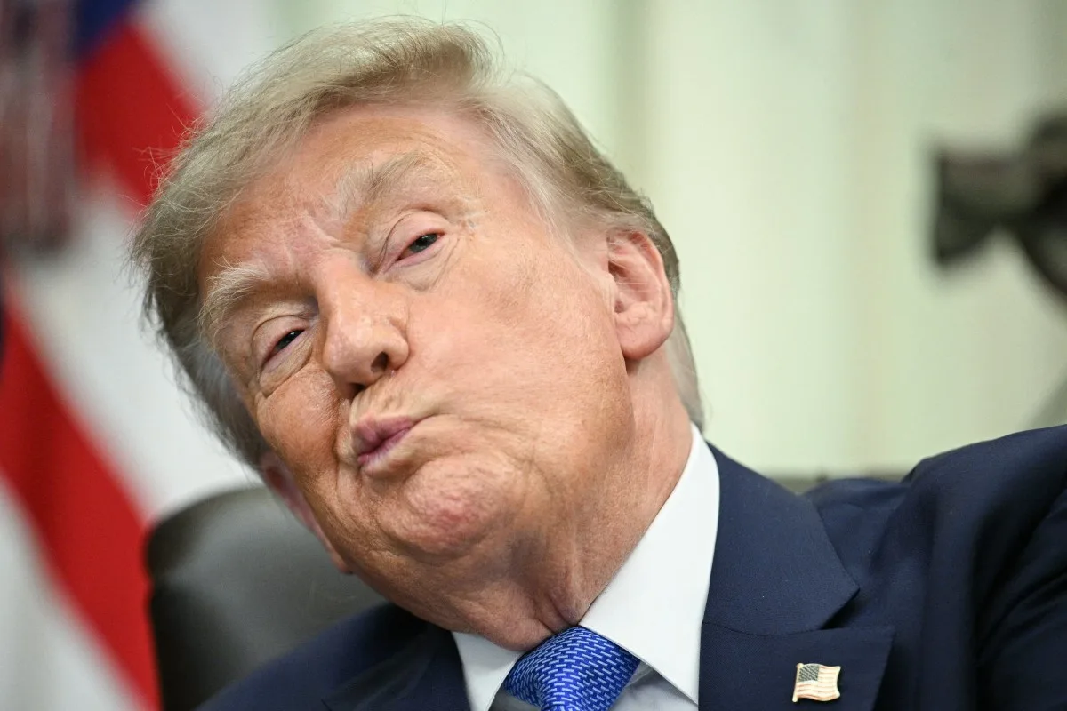 Trump afirma que busca acordo com Cuba sem recorrer à força militar