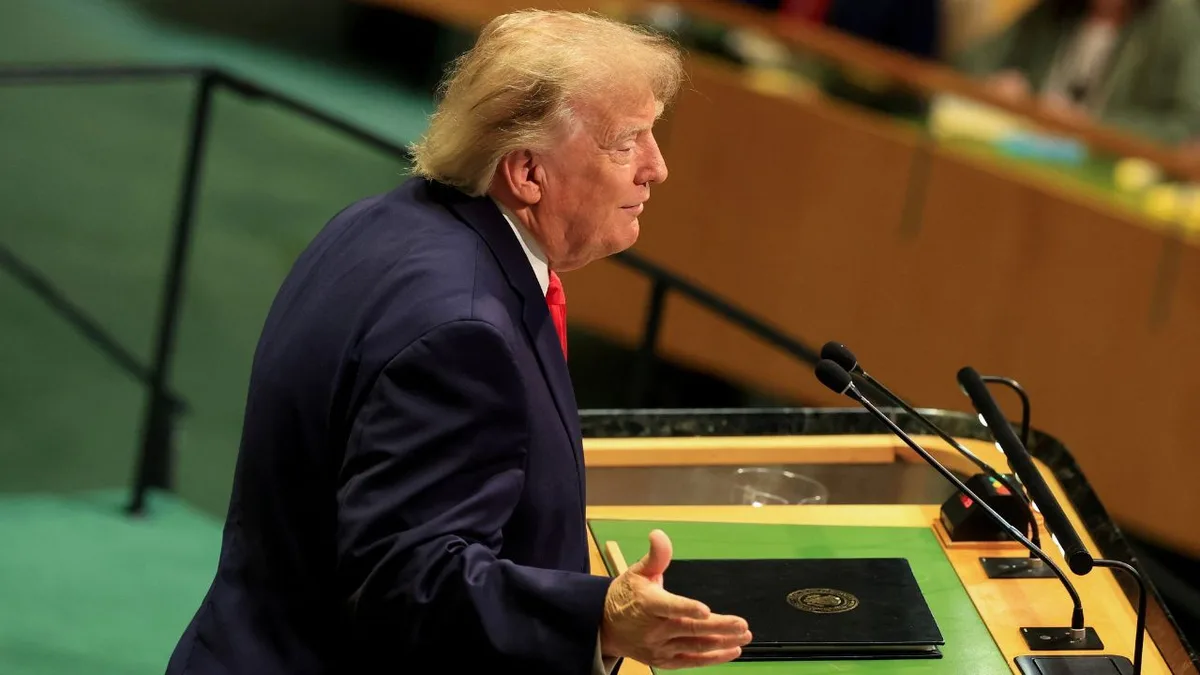 Trump ameaça destruir Irã, mas prevê acordo após eleições de novembro