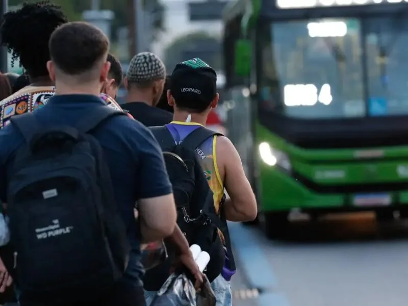 Confiança no setor de serviços recua em setembro, aponta FGV