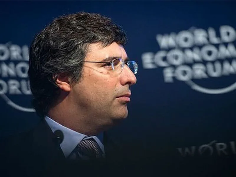 André Esteves prevê disputa presidencial apertada e cobra defesa das instituições